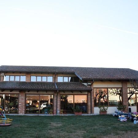 Agriturismo La Ca 'D Majin Poirino Buitenkant foto