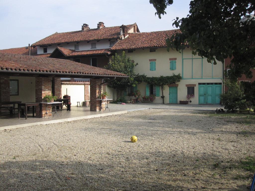 Agriturismo La Ca 'D Majin Poirino Buitenkant foto