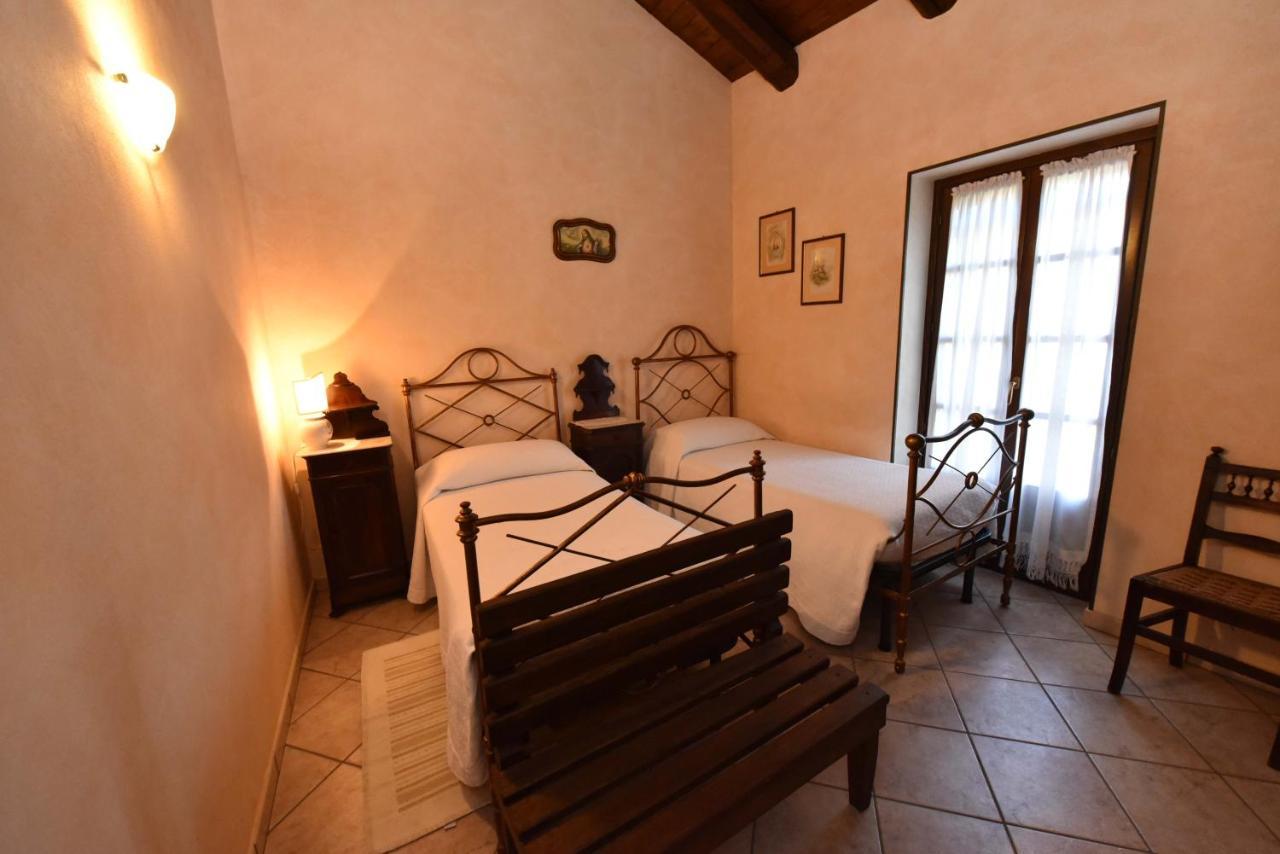 Agriturismo La Ca 'D Majin Poirino Buitenkant foto