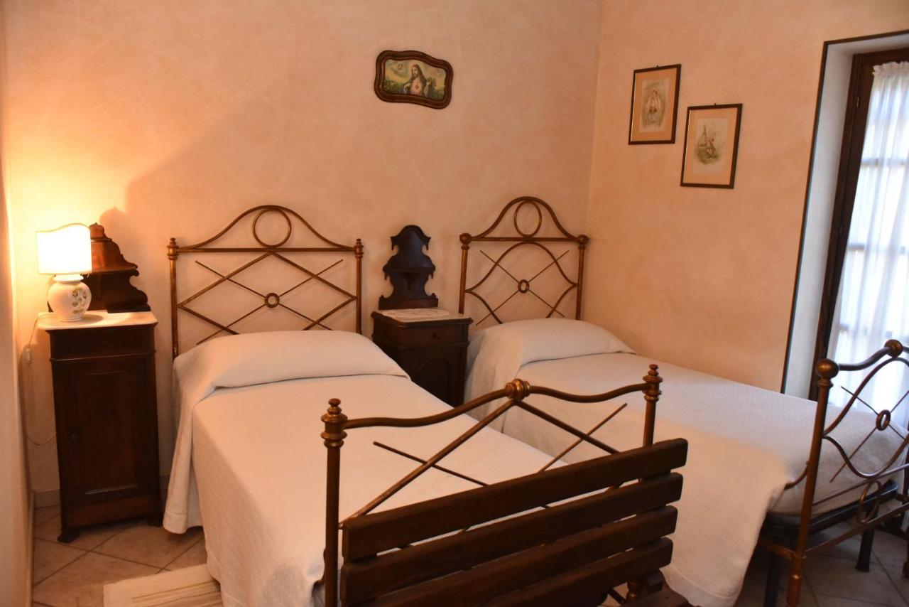 Agriturismo La Ca 'D Majin Poirino Buitenkant foto