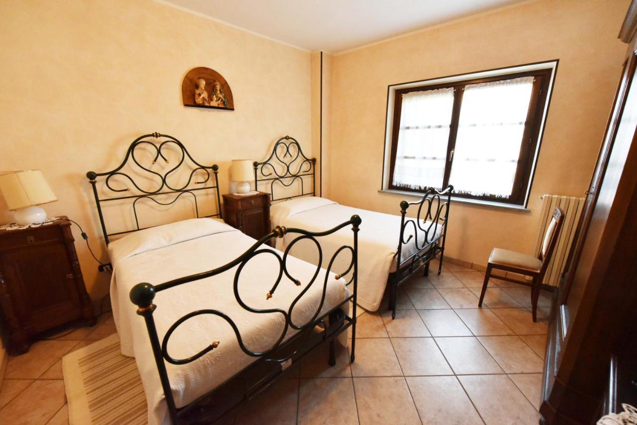 Agriturismo La Ca 'D Majin Poirino Buitenkant foto