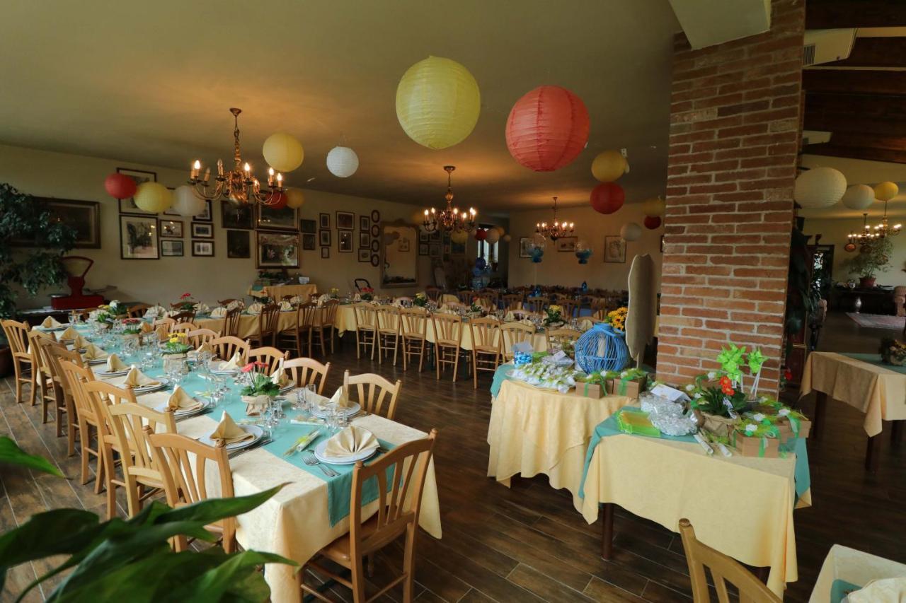 Agriturismo La Ca 'D Majin Poirino Buitenkant foto