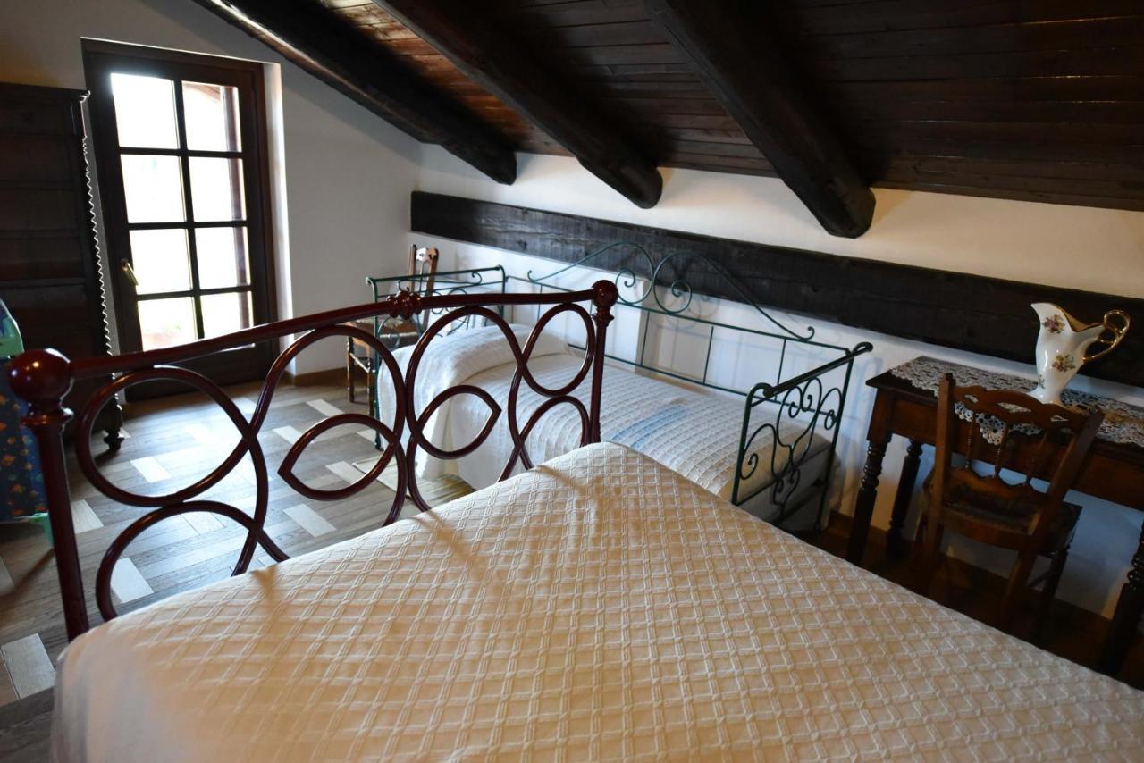 Agriturismo La Ca 'D Majin Poirino Buitenkant foto