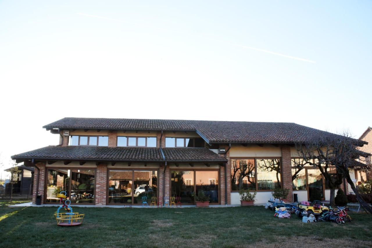 Agriturismo La Ca 'D Majin Poirino Buitenkant foto